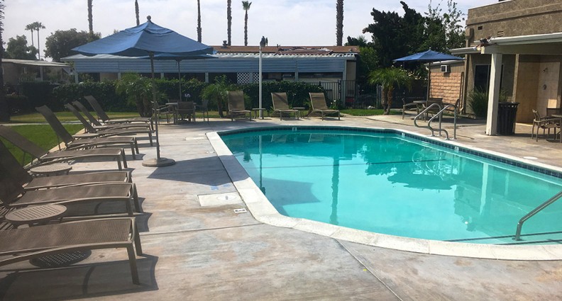 Las Palmas Estates Mobile Homes