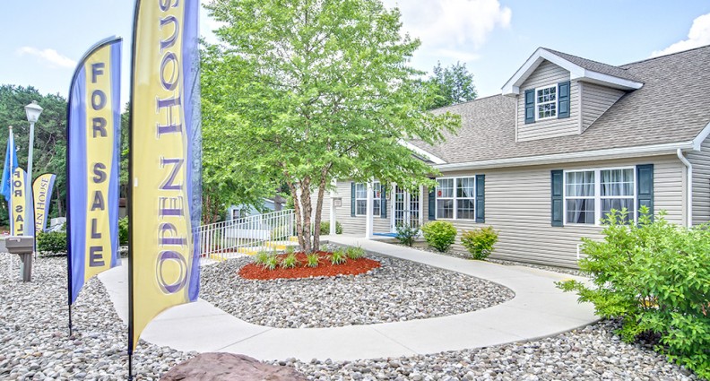 Pine Ridge at Crestwood Mobile Homes